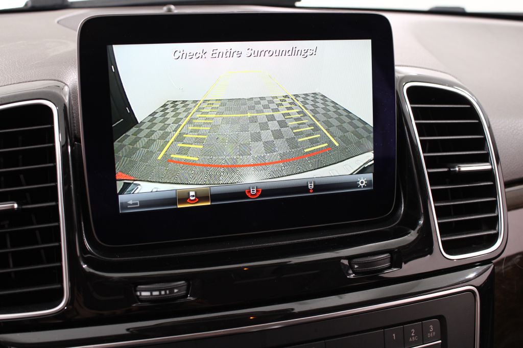 2016 Mercedes-Benz GLE-Class Image 33