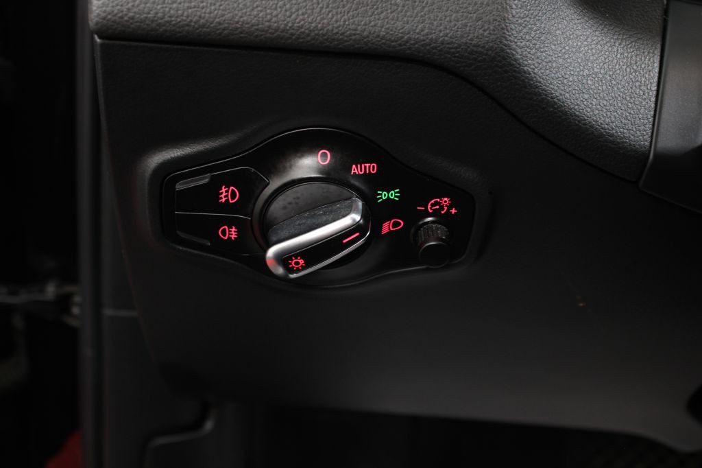 2016 Audi Q5 Image 32