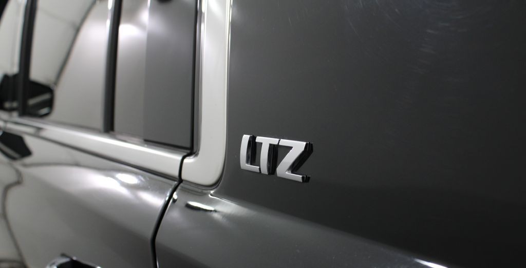 2016 Chevrolet Suburban Image 8