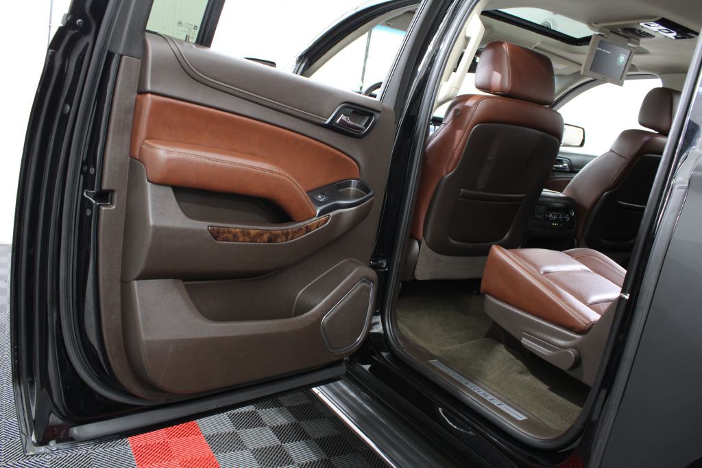 2016 Chevrolet Suburban Image 18