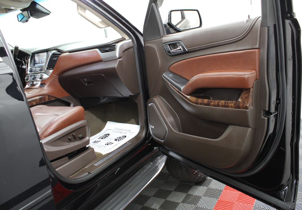 2016 Chevrolet Suburban Image 23
