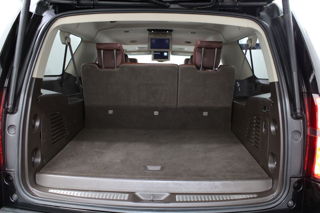 2016 Chevrolet Suburban Image 27