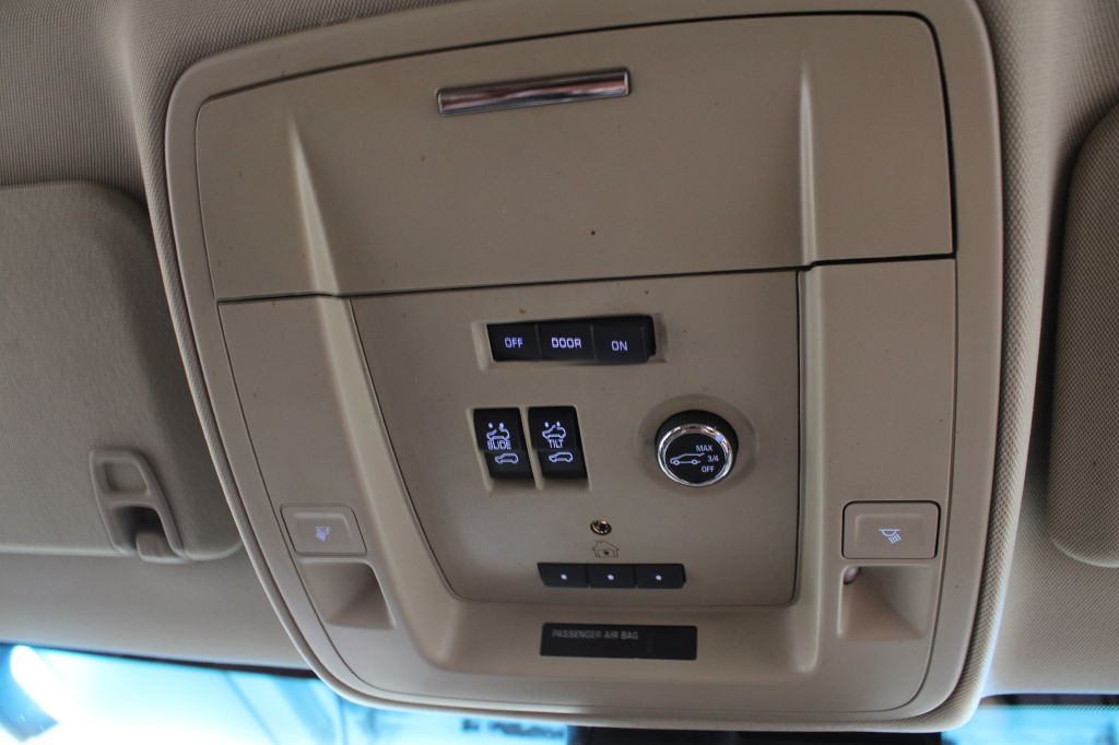 2016 Chevrolet Suburban Image 34