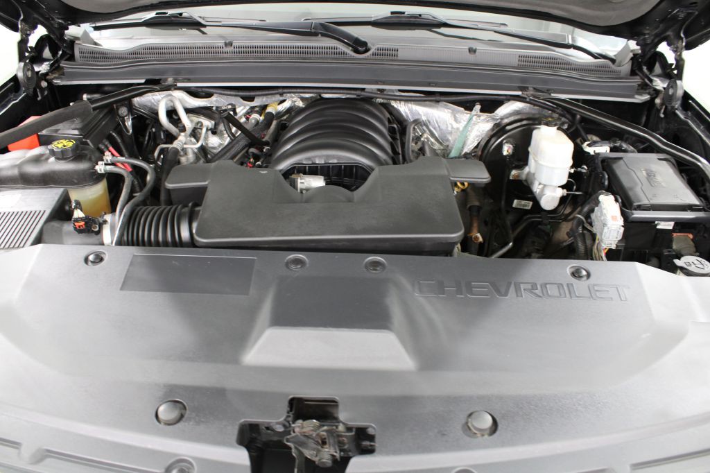 2016 Chevrolet Suburban Image 49