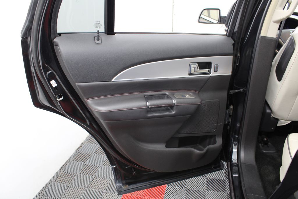 2015 Lincoln MKX Image 17