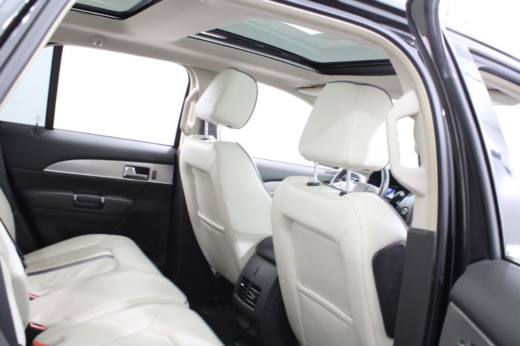 2015 Lincoln MKX Image 22