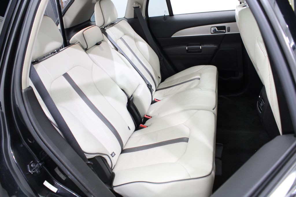 2015 Lincoln MKX Image 23