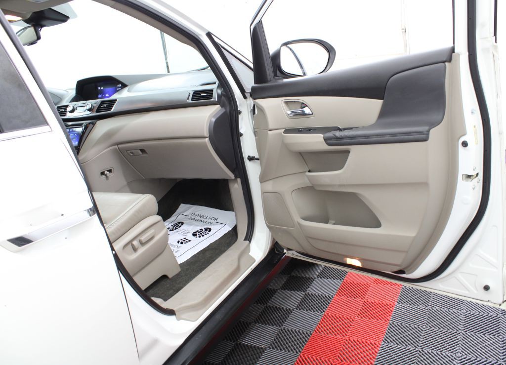 2014 Honda Odyssey Image 19