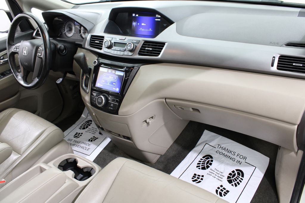 2014 Honda Odyssey Image 21
