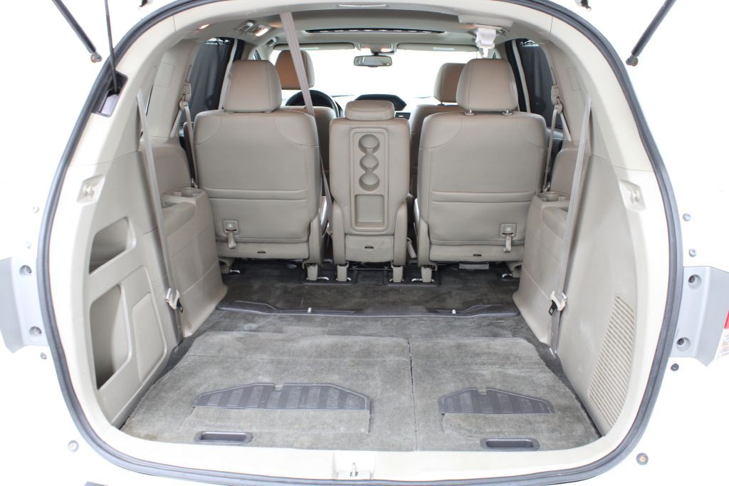 2014 Honda Odyssey Image 32