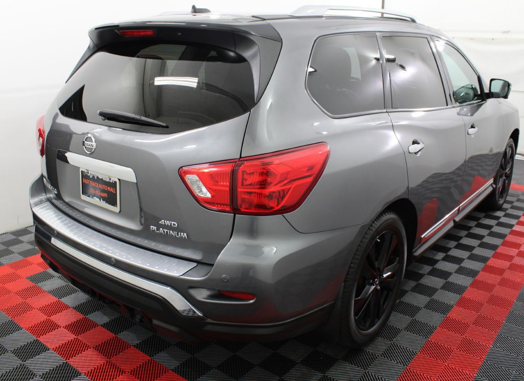 2017 Nissan Pathfinder Image 5