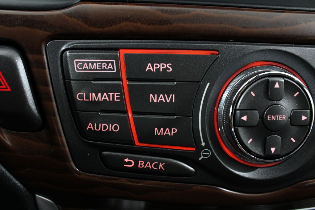 2017 Nissan Pathfinder Image 43