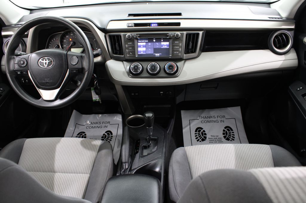 2015 Toyota Rav4 Image 2