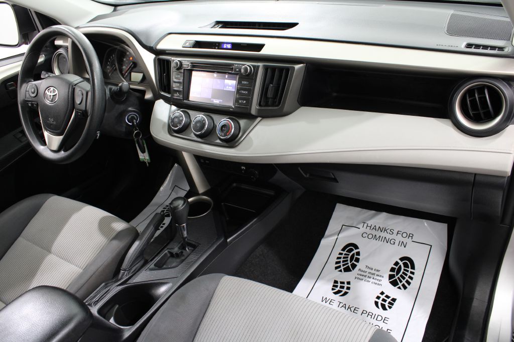 2015 Toyota Rav4 Image 24