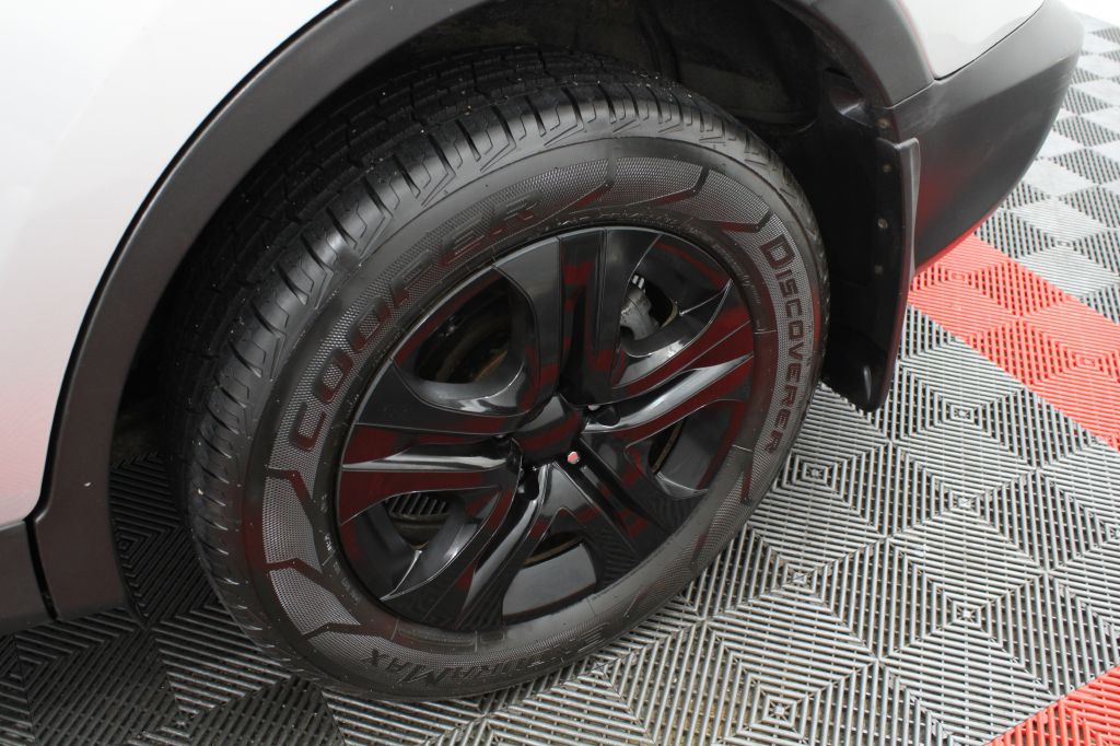 2015 Toyota Rav4 Image 36