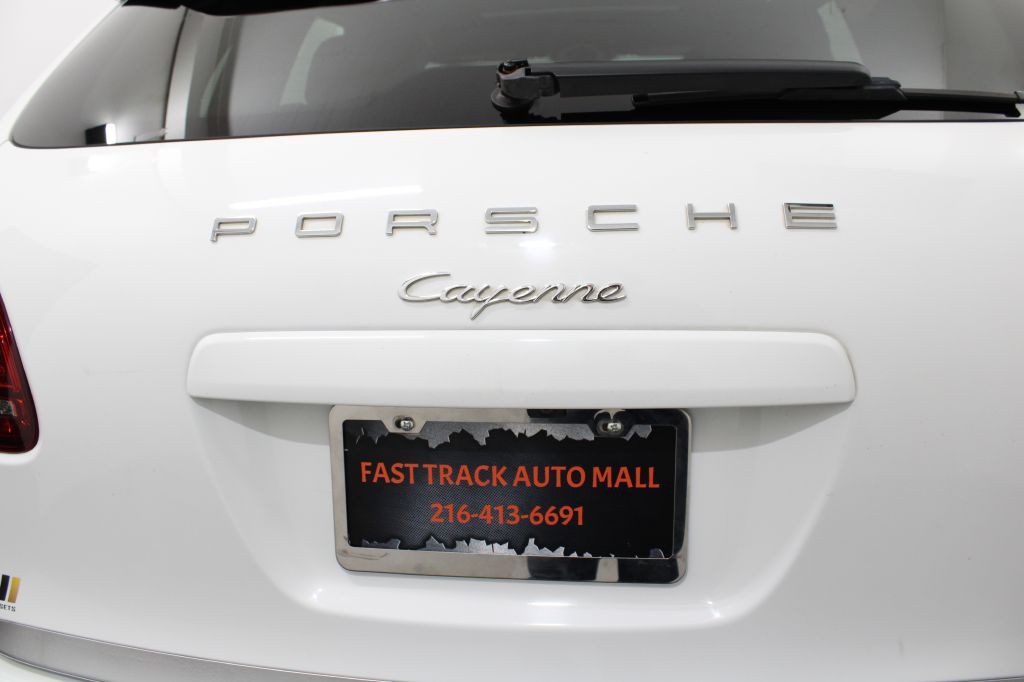 2012 Porsche Cayenne Image 6