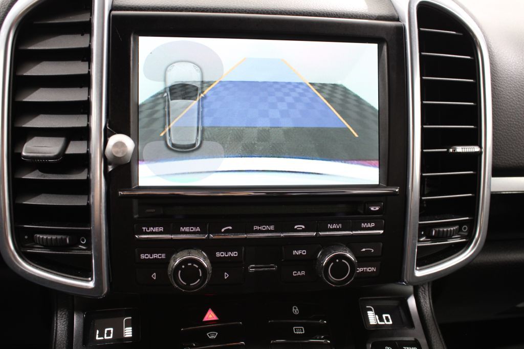 2012 Porsche Cayenne Image 26