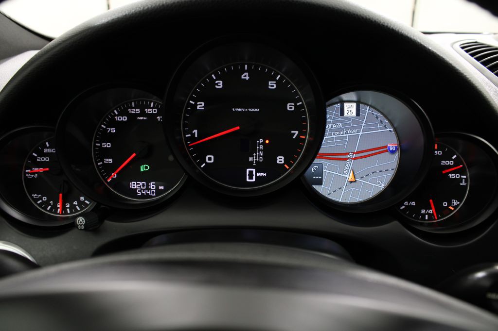 2012 Porsche Cayenne Image 29