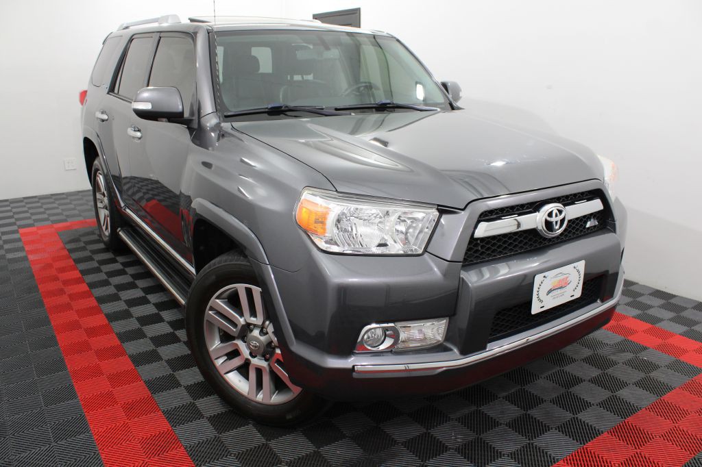 2013 Toyota 4Runner Image 1
