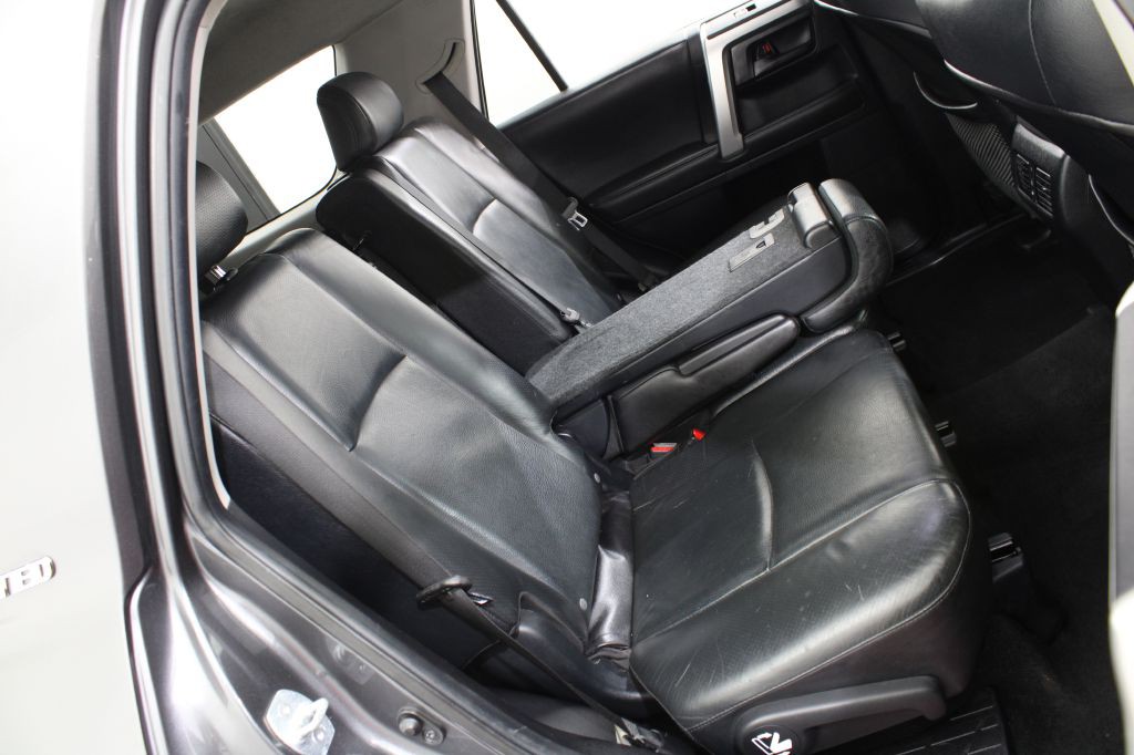 2013 Toyota 4Runner Image 24