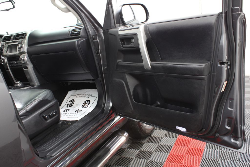 2013 Toyota 4Runner Image 27