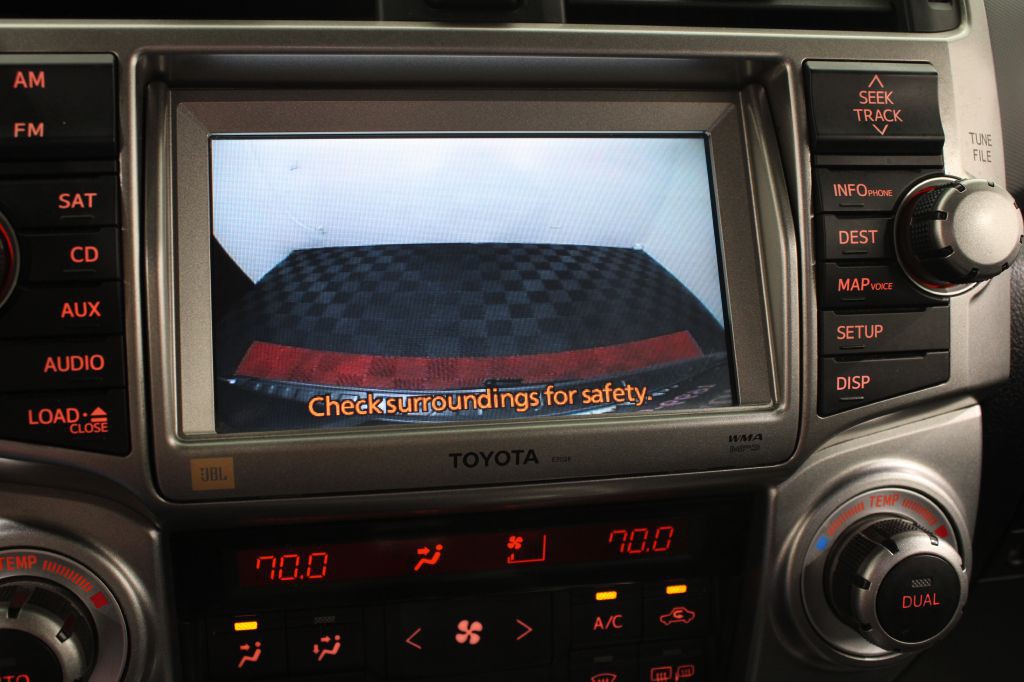 2013 Toyota 4Runner Image 35