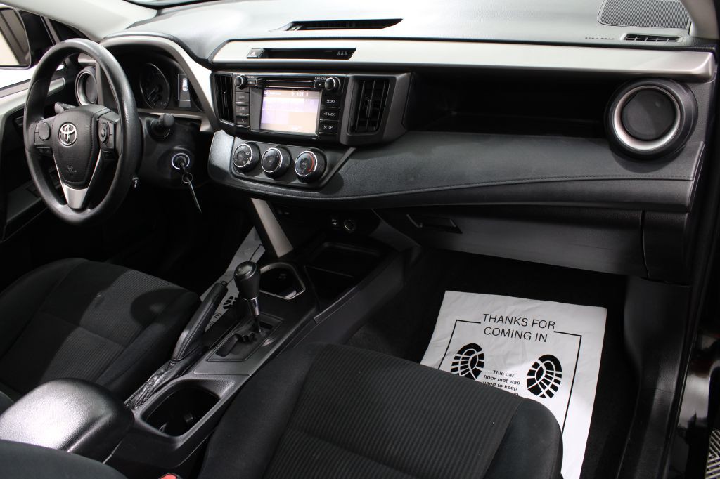 2017 Toyota Rav4 Image 21