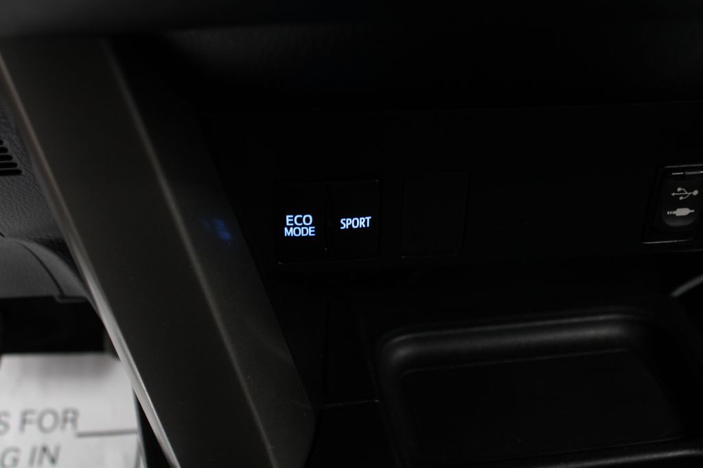 2017 Toyota Rav4 Image 34