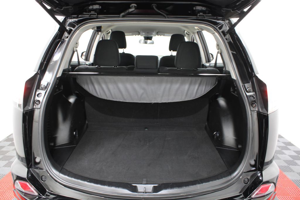2017 Toyota Rav4 Image 35