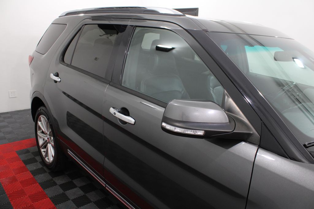 2016 Ford Explorer Image 8