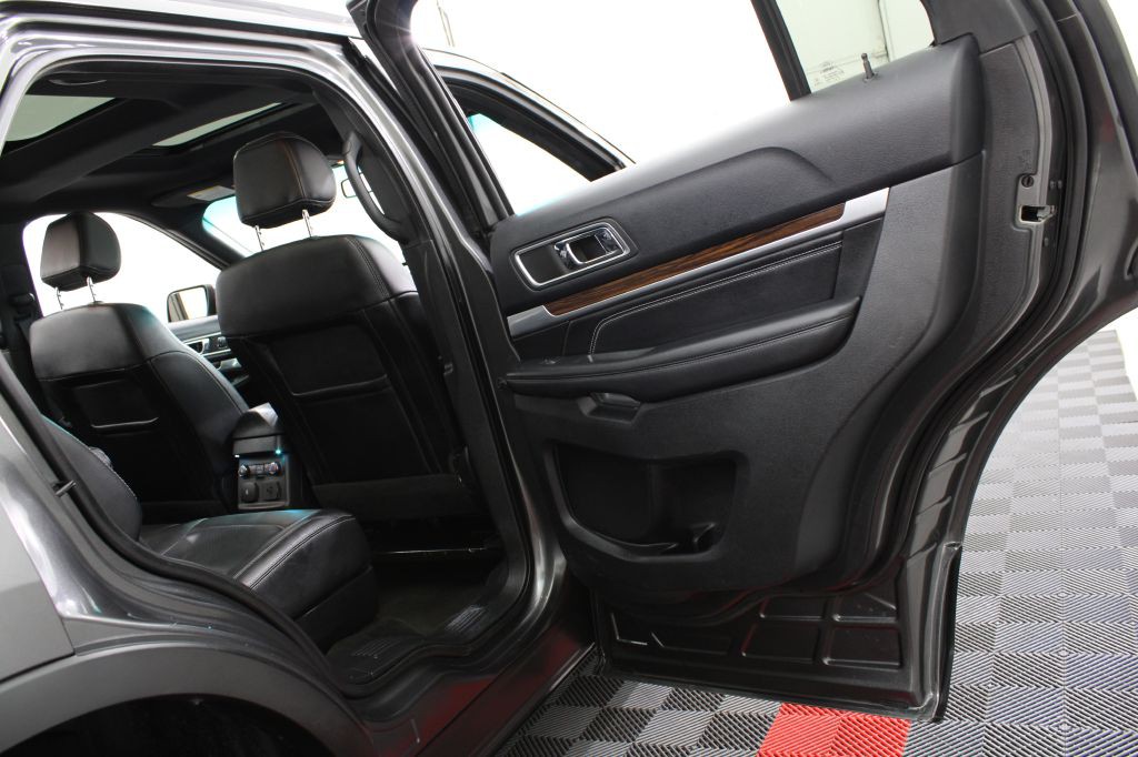 2016 Ford Explorer Image 20