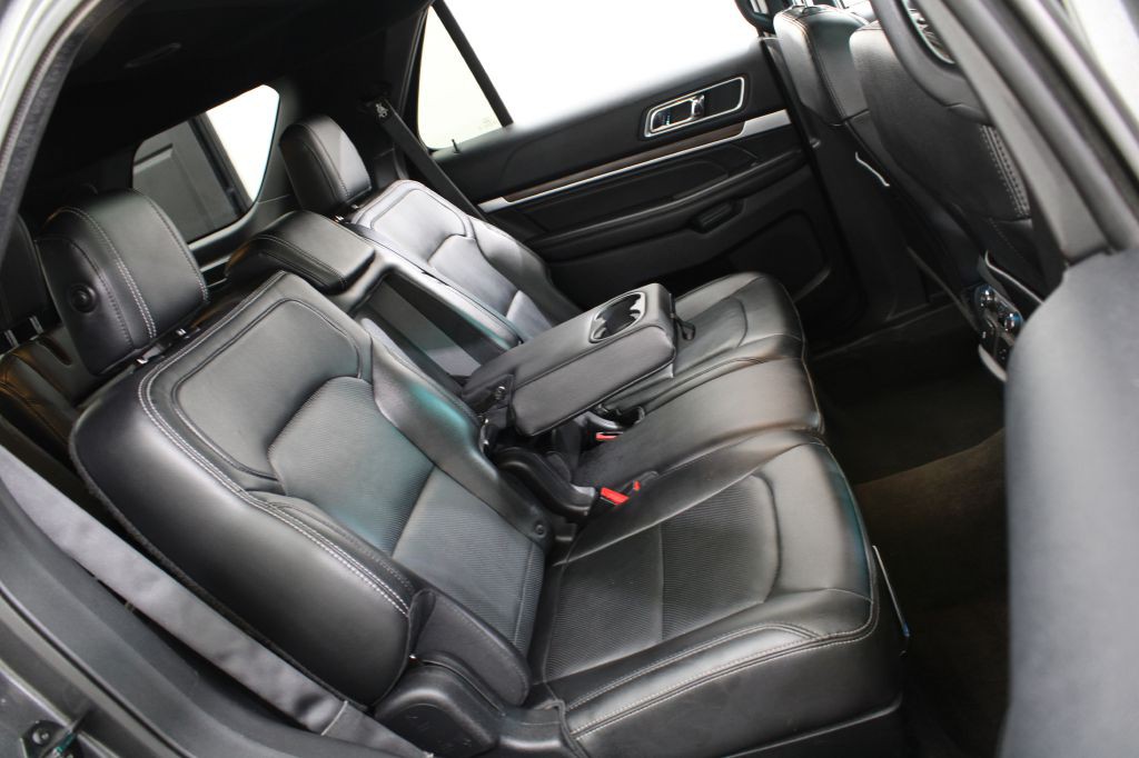 2016 Ford Explorer Image 21
