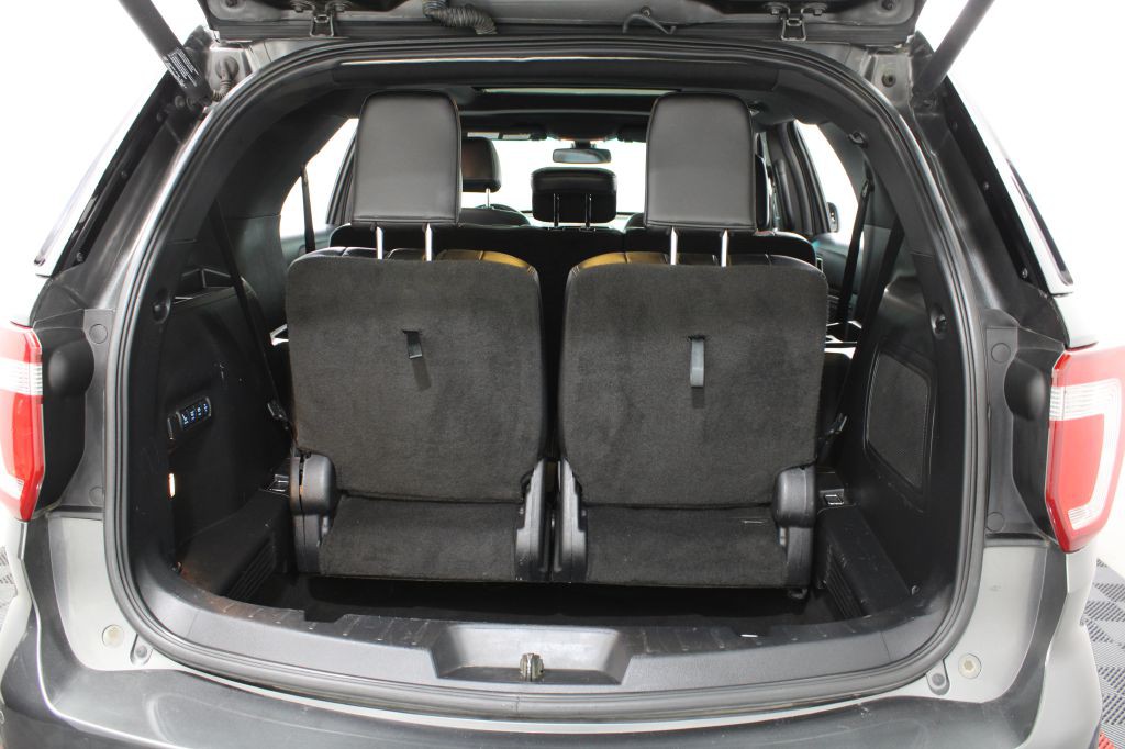 2016 Ford Explorer Image 27