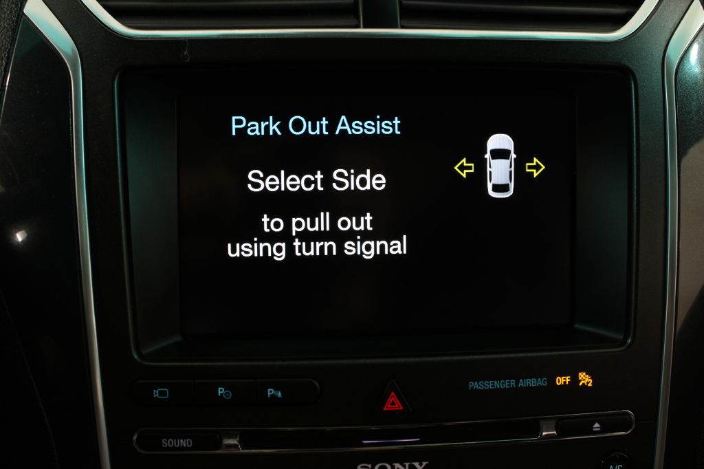 2016 Ford Explorer Image 34