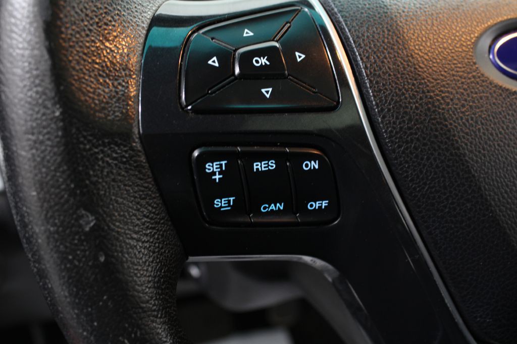 2016 Ford Explorer Image 50