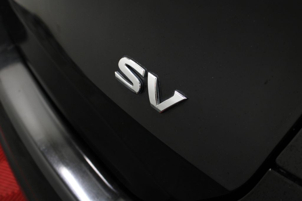 2015 Nissan Rogue Image 9