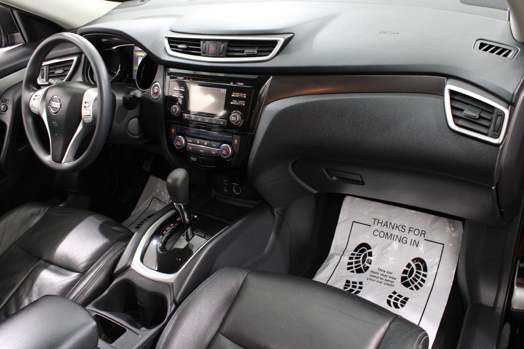 2015 Nissan Rogue Image 20