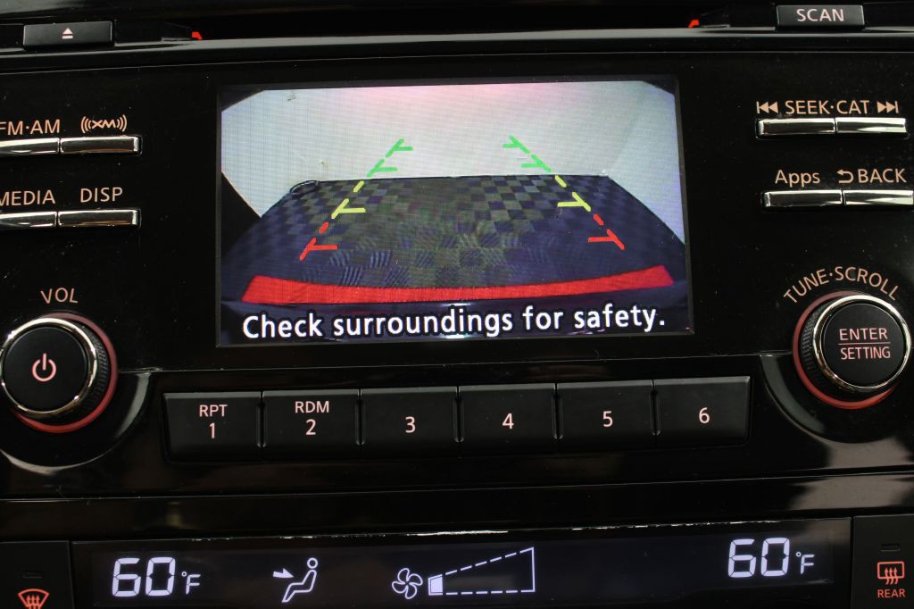 2015 Nissan Rogue Image 21