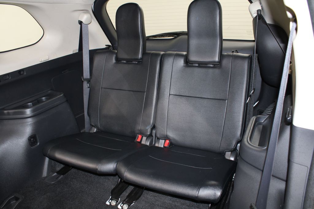 2014 Mitsubishi Outlander Image 17