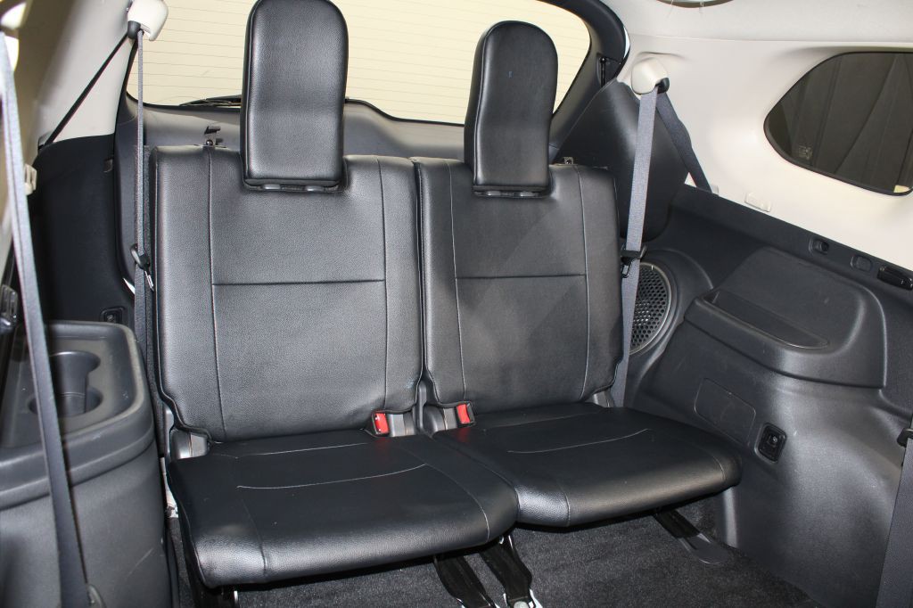 2014 Mitsubishi Outlander Image 20