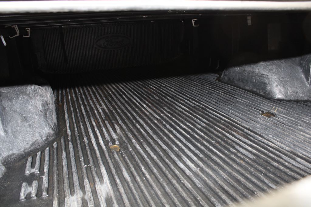 2013 Ford F-250 Image 29