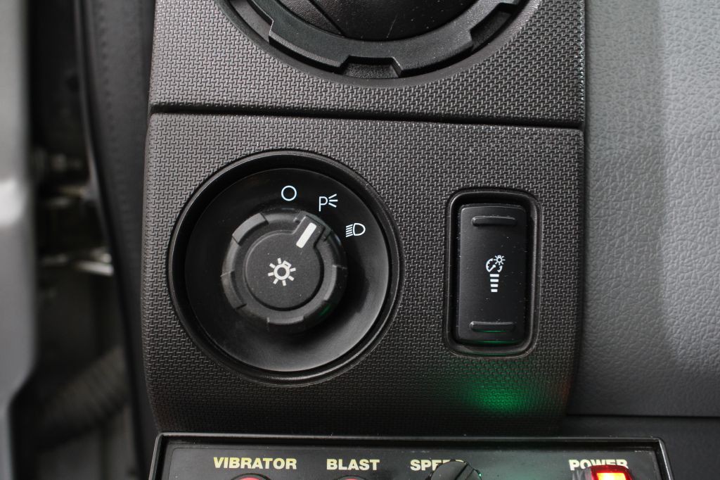 2013 Ford F-250 Image 36