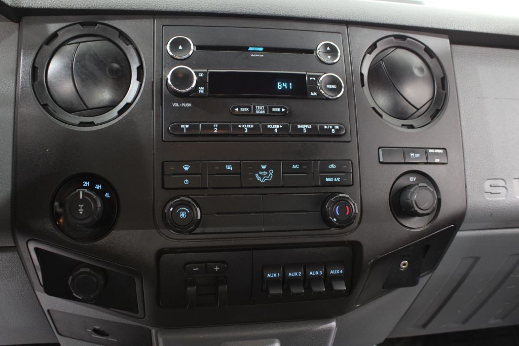 2013 Ford F-250 Image 41