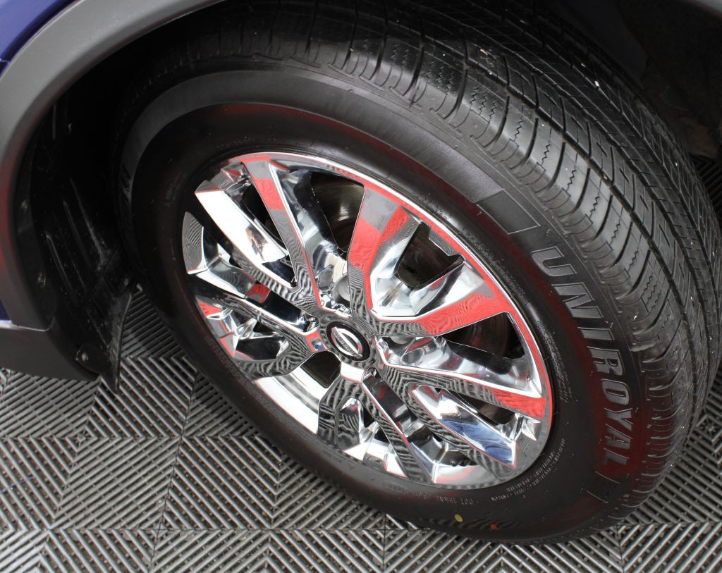 2017 Nissan Rogue Image 42