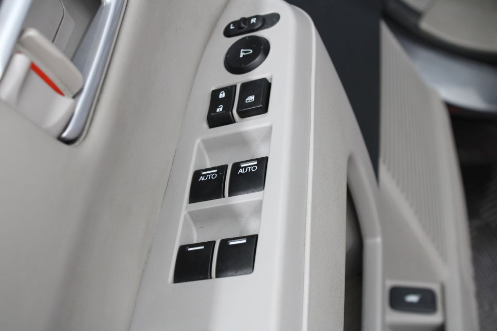 2011 Honda Pilot Image 34