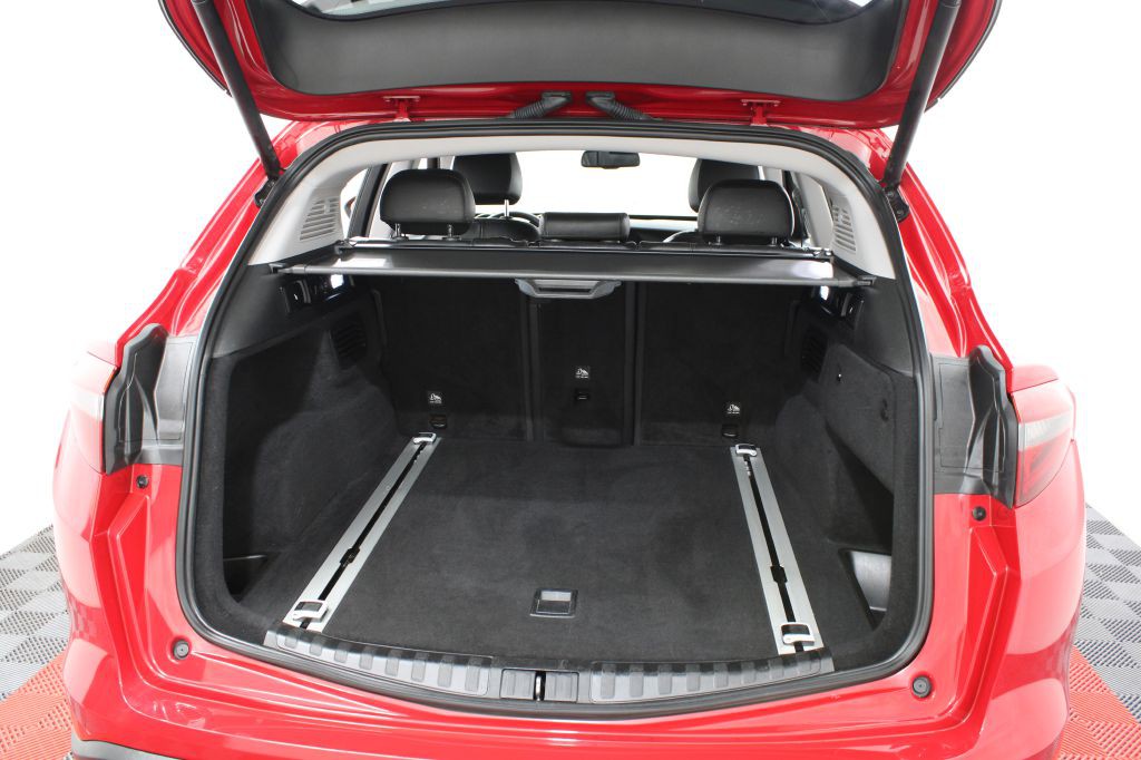2018 Alfa Romeo Stelvio Image 29