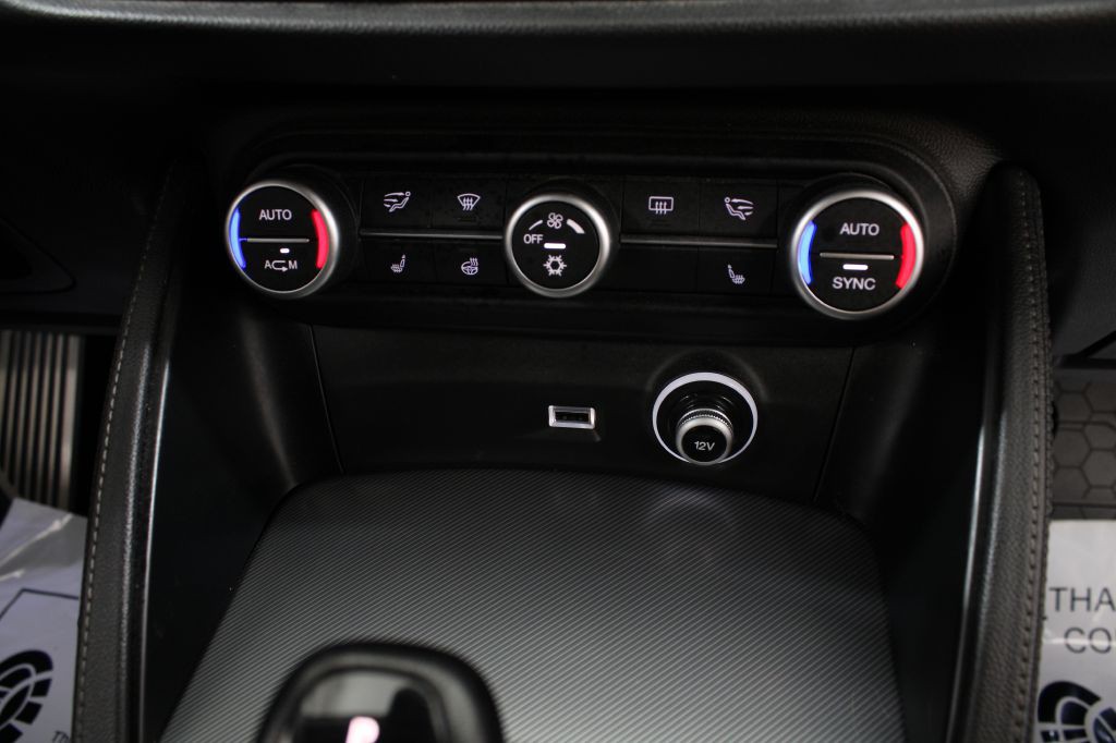 2018 Alfa Romeo Stelvio Image 35