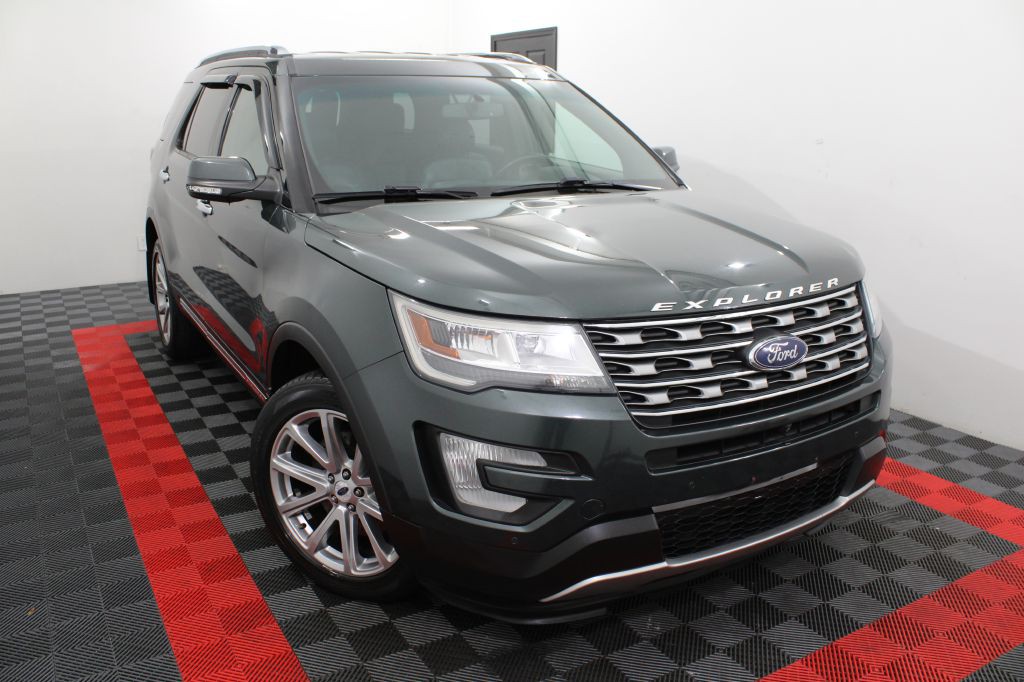 2016 Ford Explorer Image 1