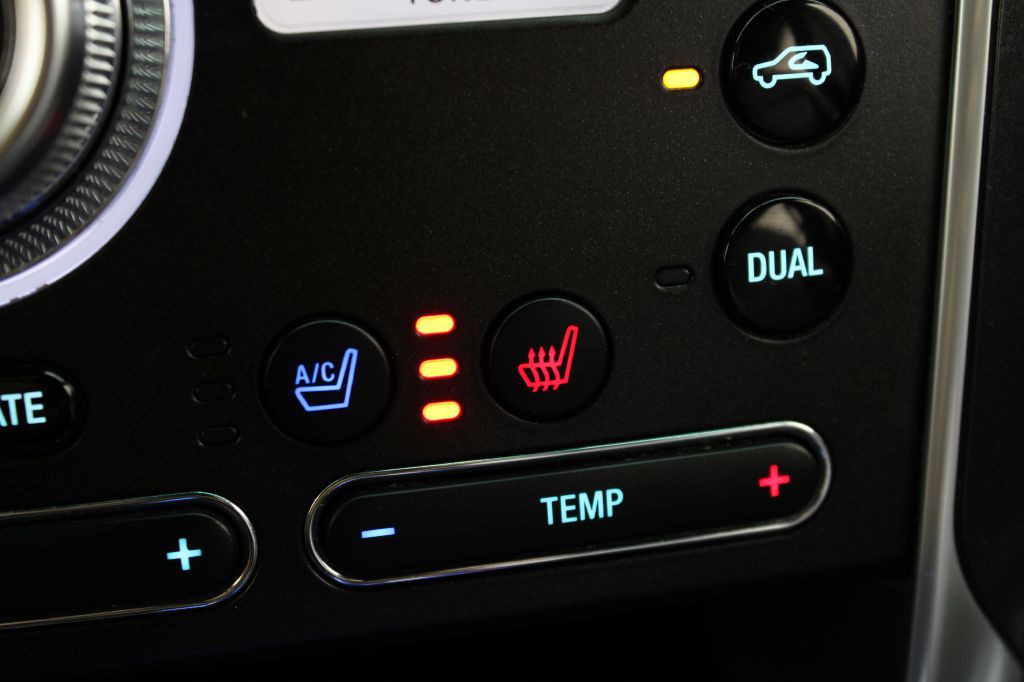 2016 Ford Explorer Image 36