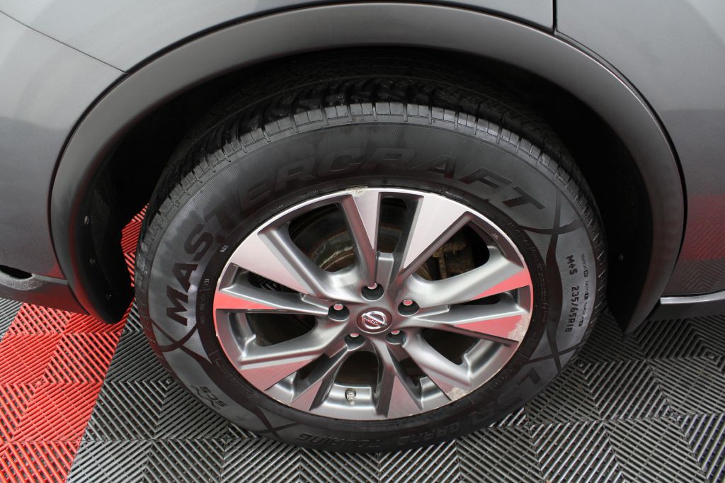 2017 Nissan Murano Image 38